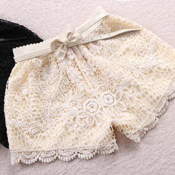 Lace Shorts With Crochet E..